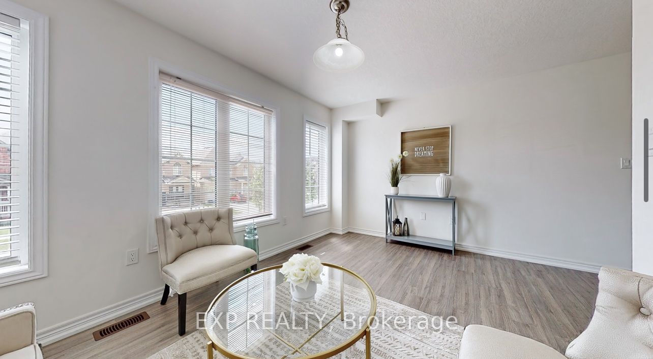 15 DUCKWORTH Rd
