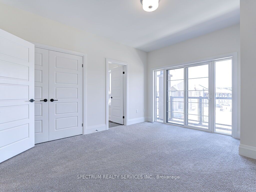 35 Macklin St