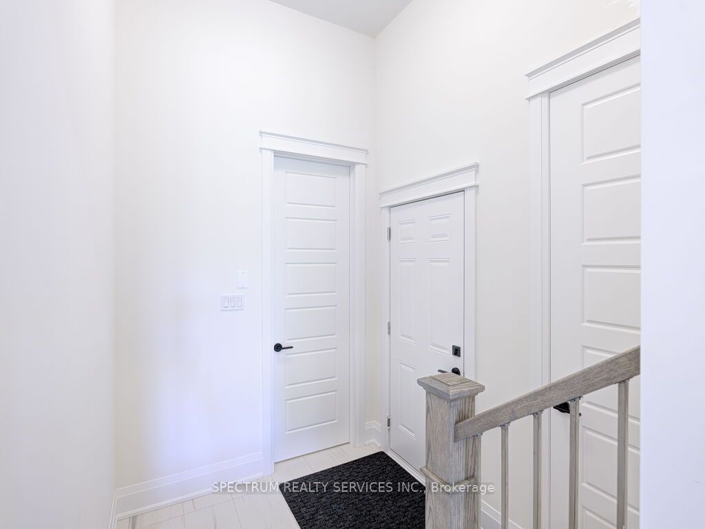 35 Macklin St