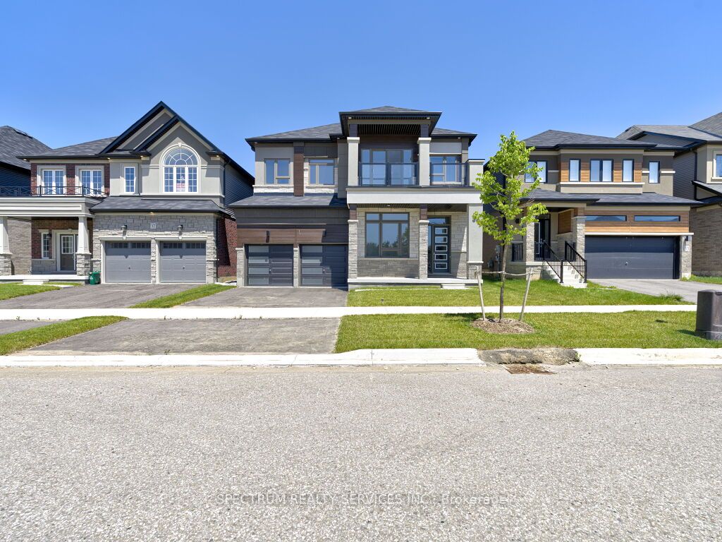 35 Macklin St