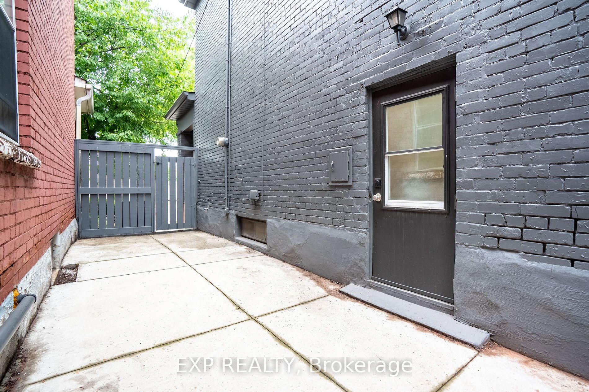 14 Ruth St