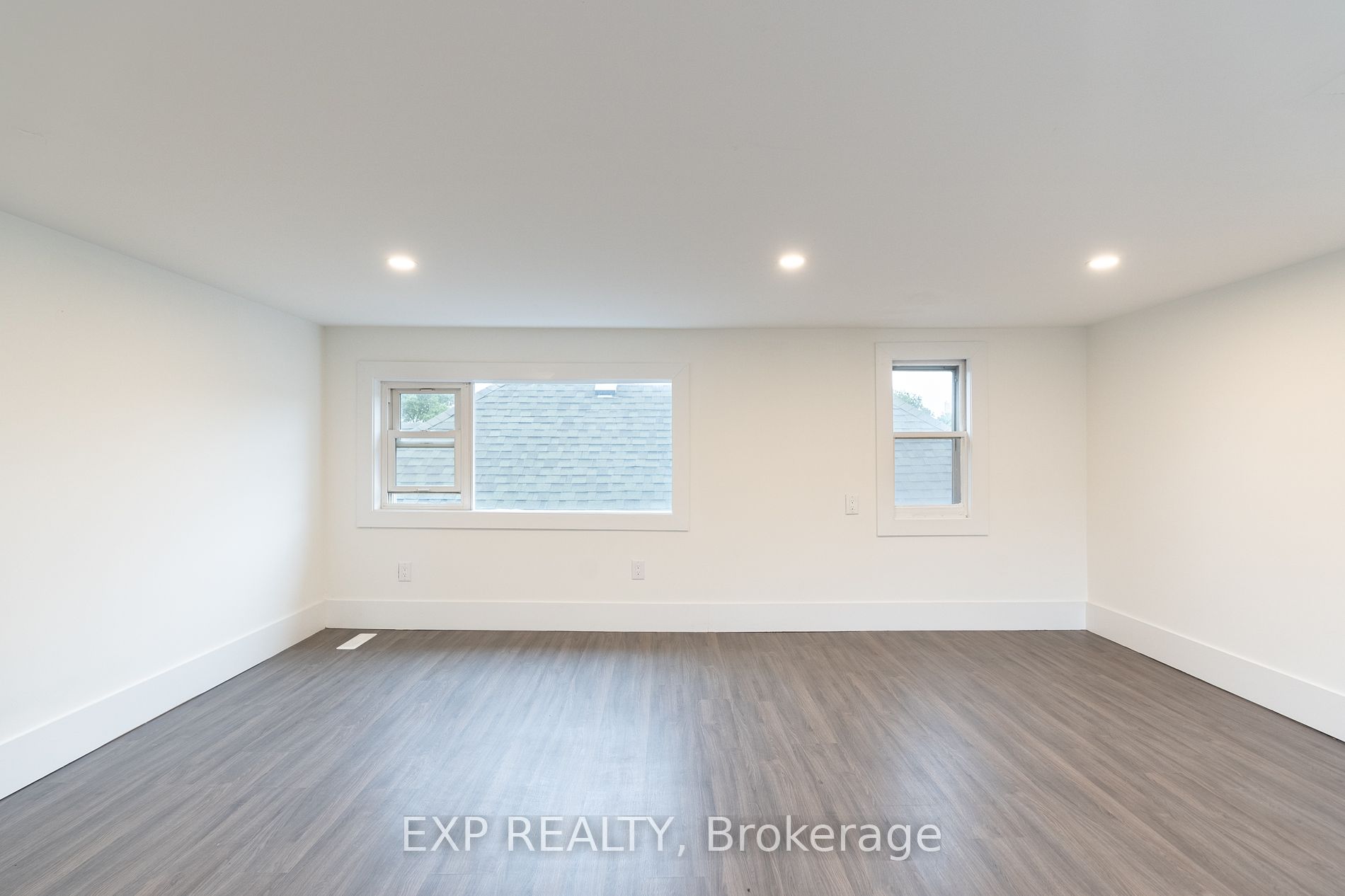14 Ruth St