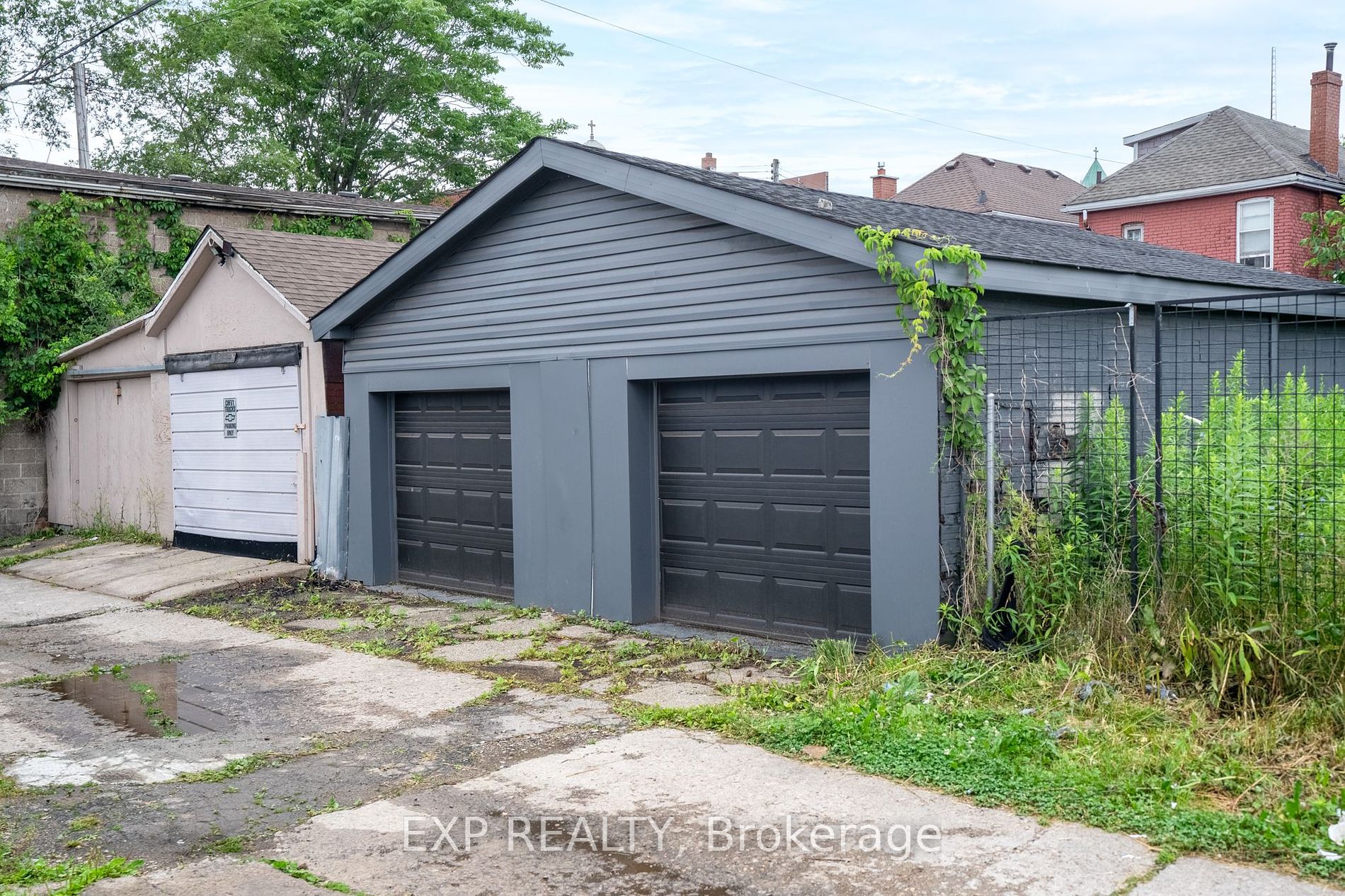 14 Ruth St
