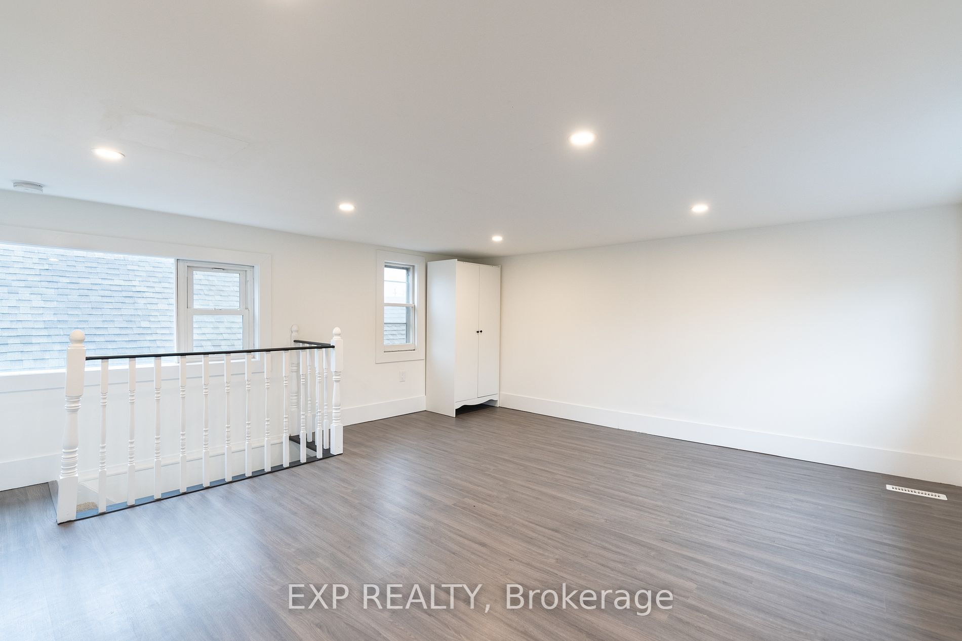14 Ruth St