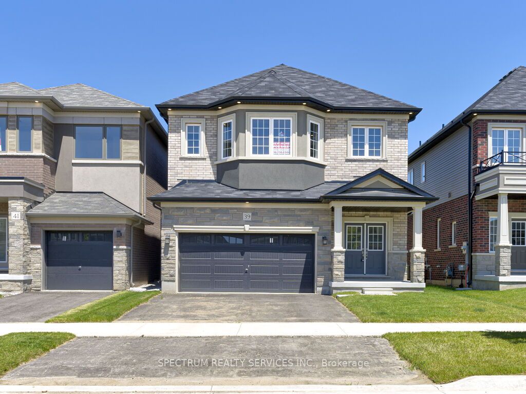 39 Macklin St