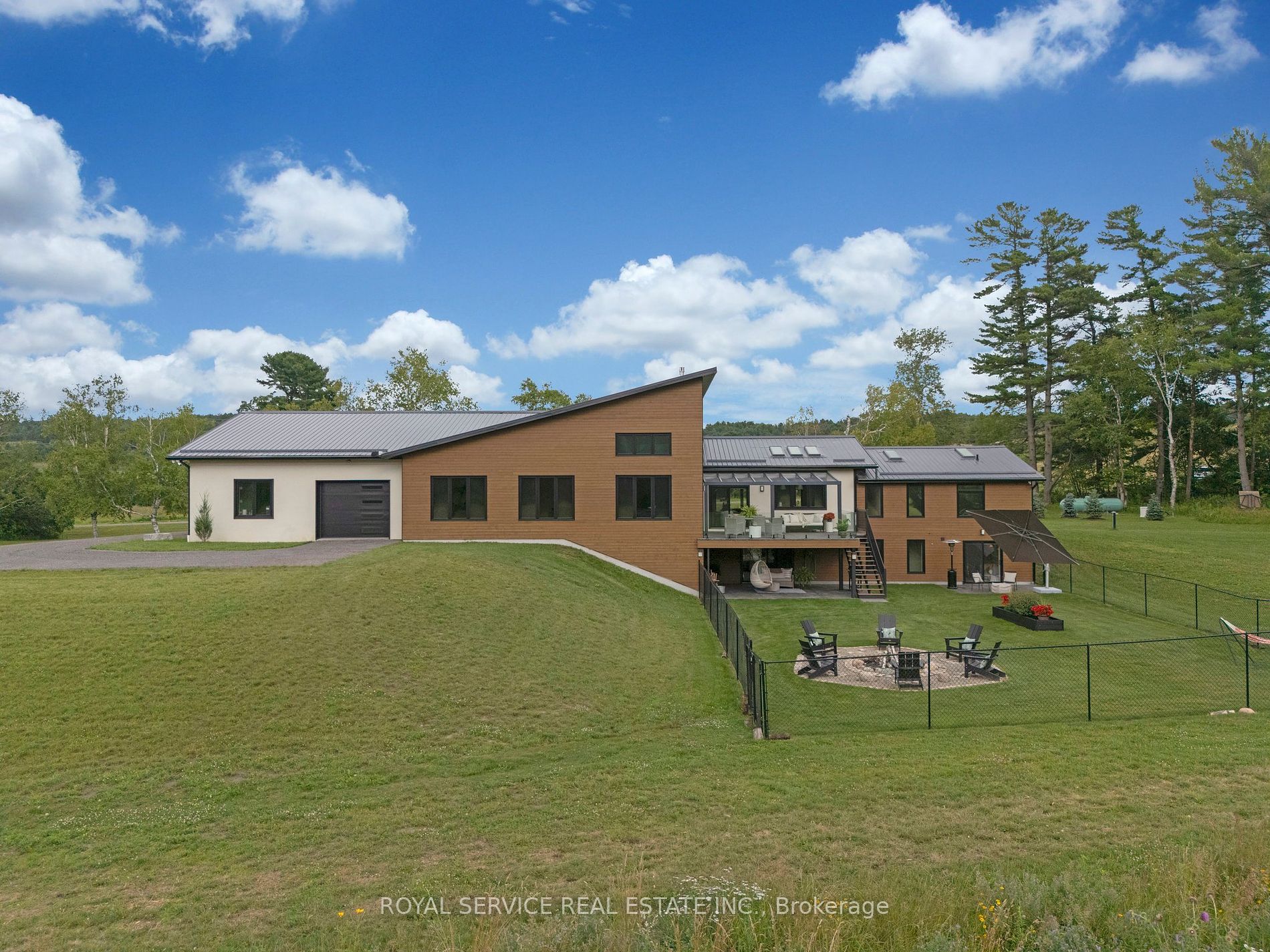4566 Harwood Road