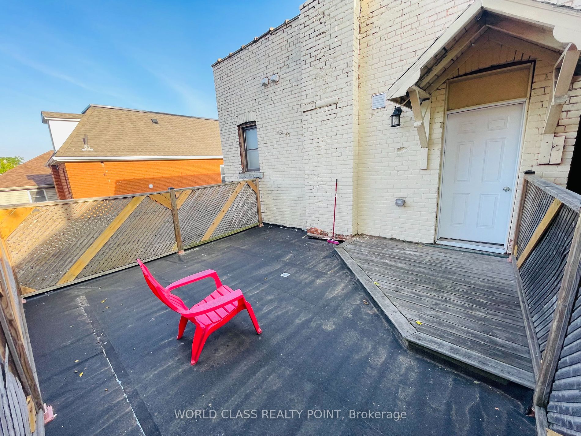 257 Cannon St E