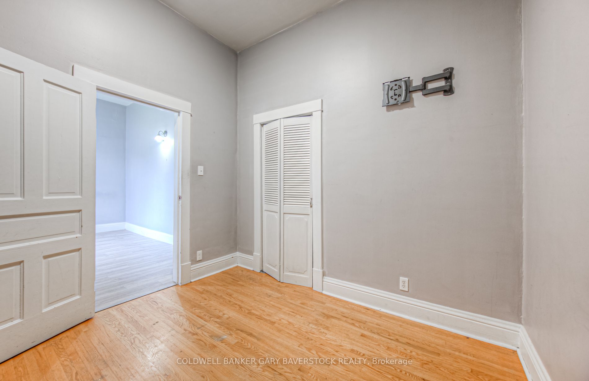 108 Norfolk Avenue