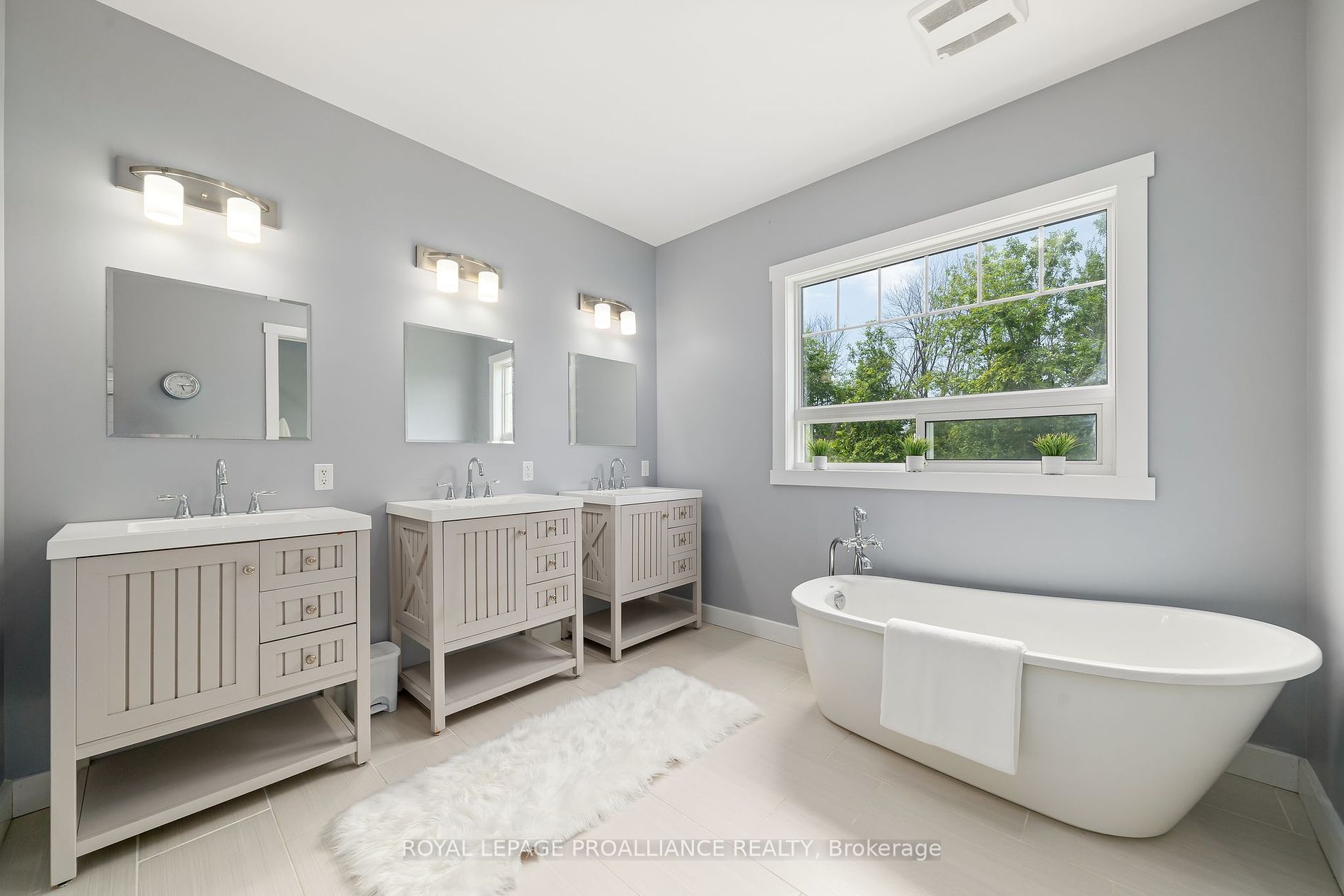 190 Lakeshore Road