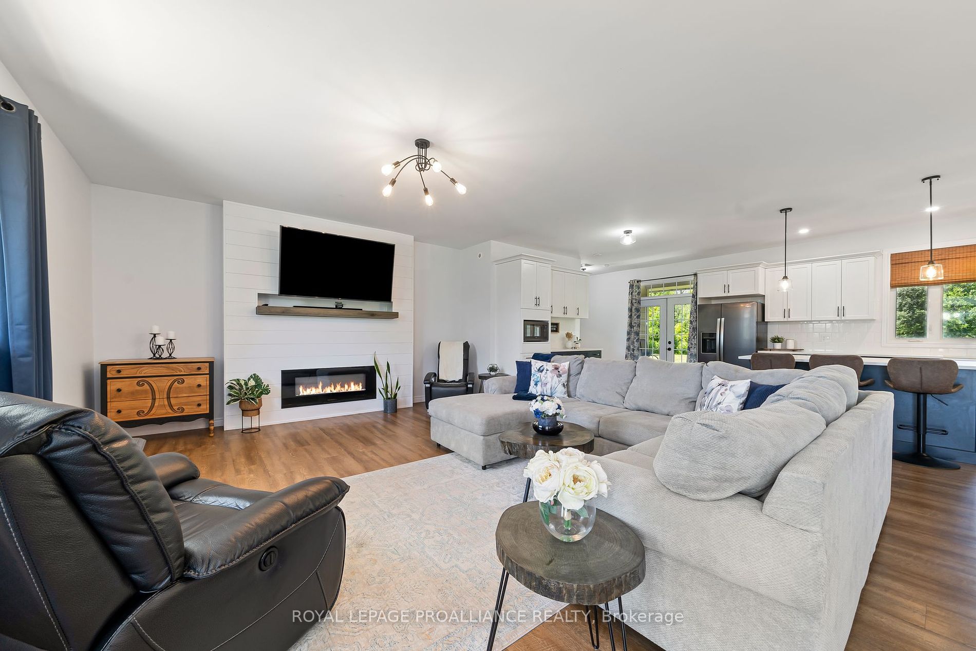 190 Lakeshore Road