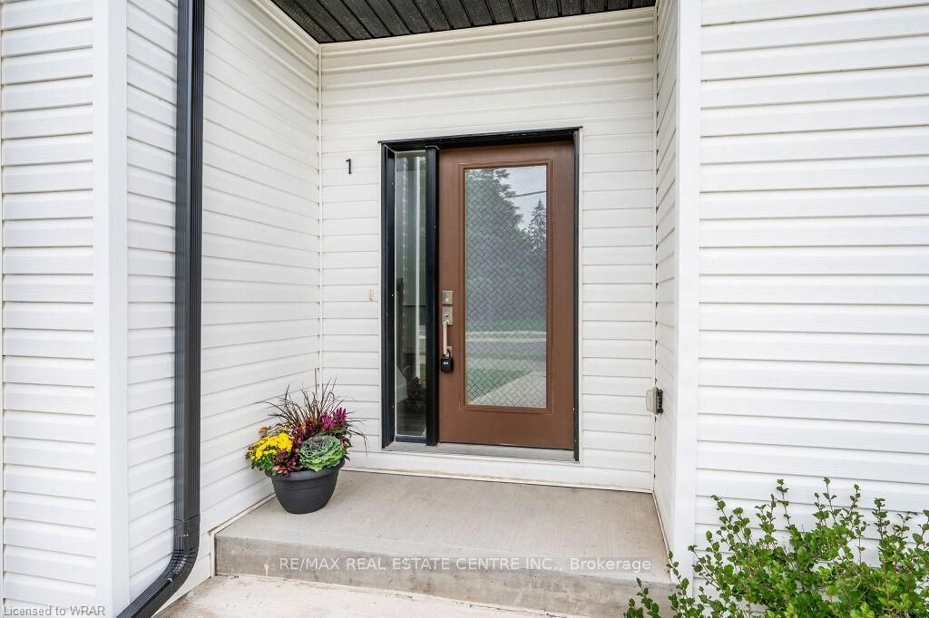 110 Fergus Avenue, #1