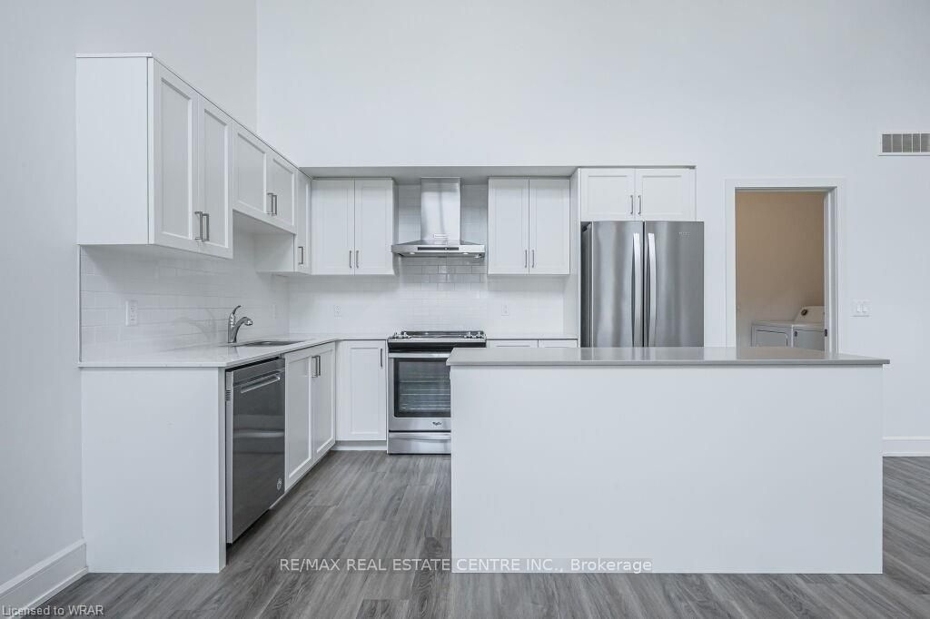 110 Fergus Avenue, #1