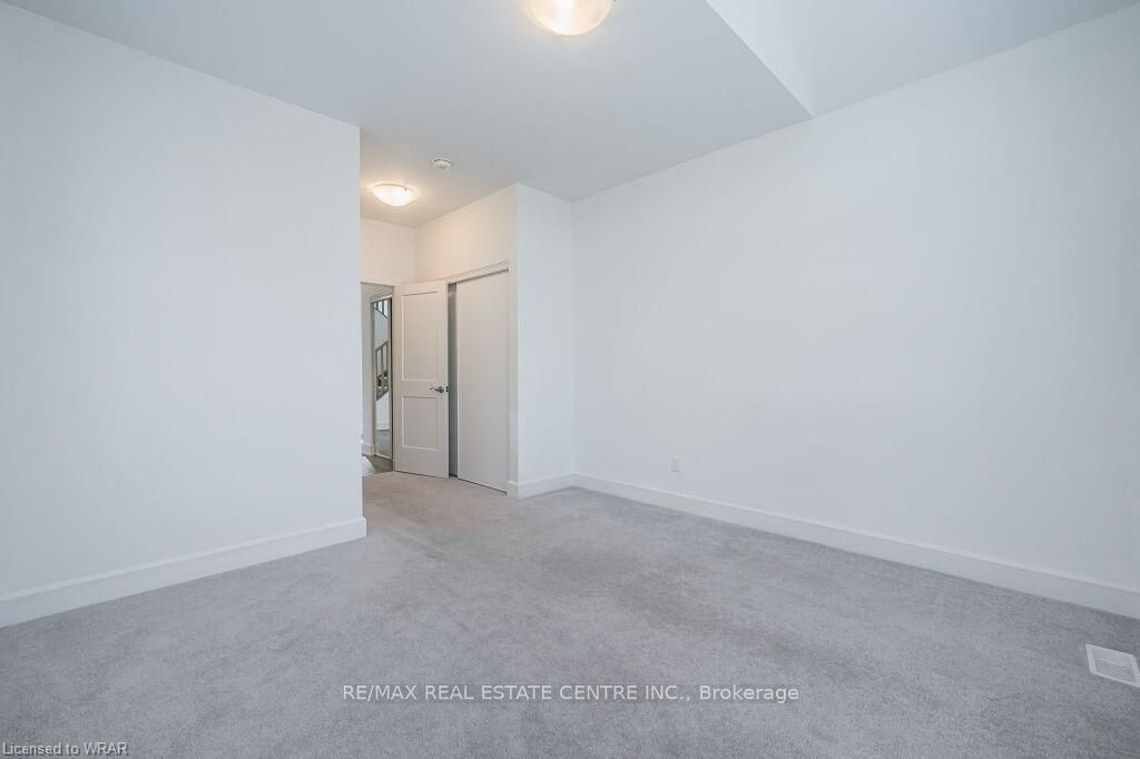 110 Fergus Avenue, #1