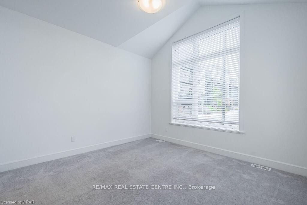 110 Fergus Avenue, #1