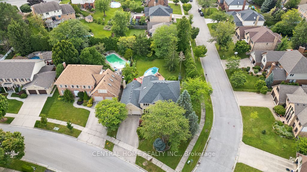 1312 Corley Dr N