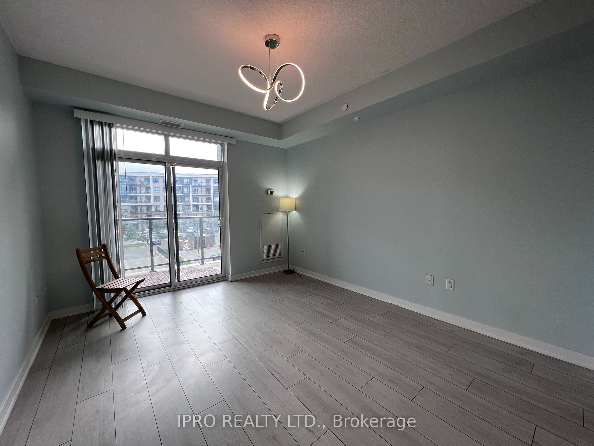 101 Shoreview Pl, #326