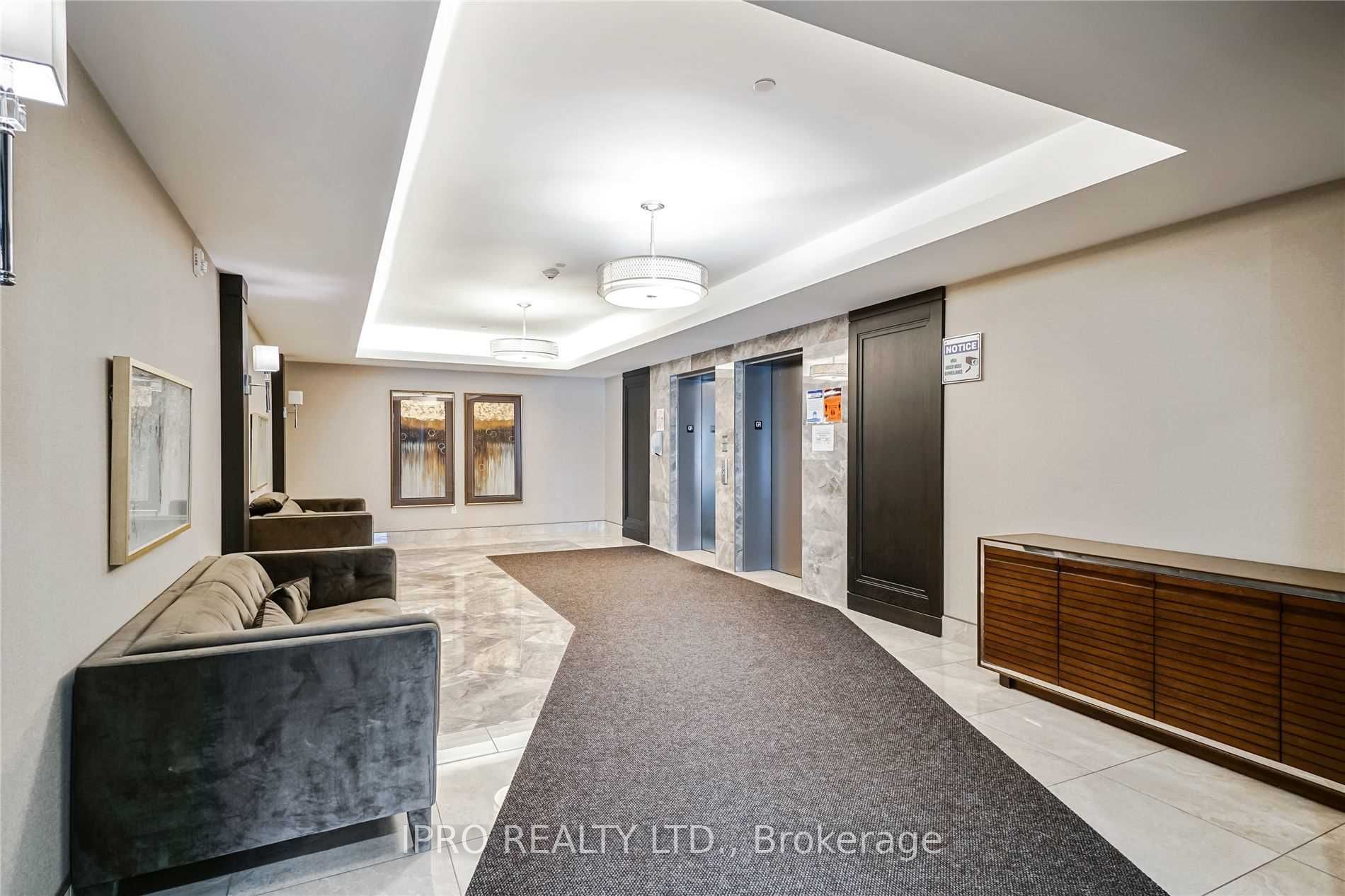 101 Shoreview Pl, #326