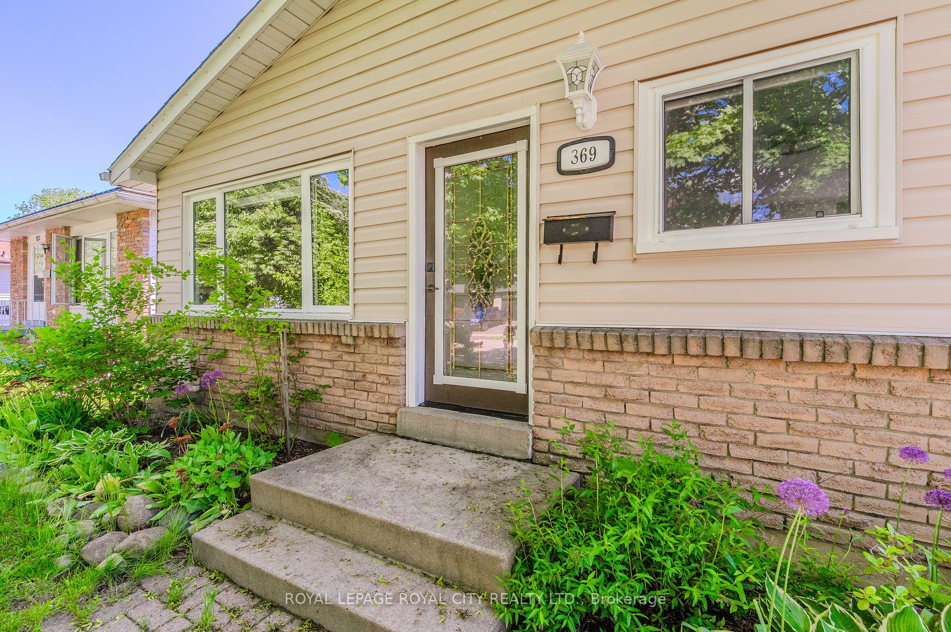 369 West Acres Drive