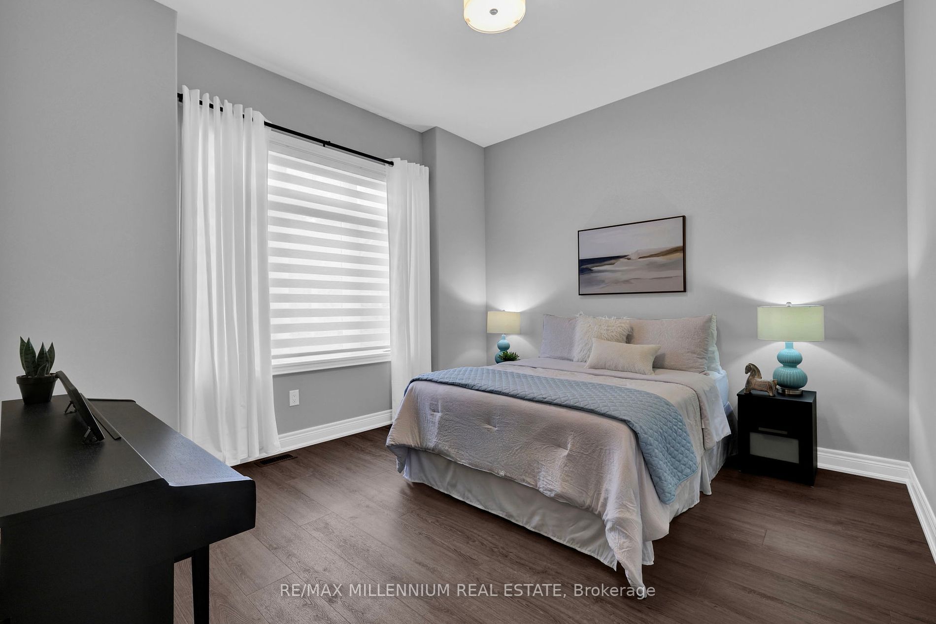 23 Sassafras Row, #18