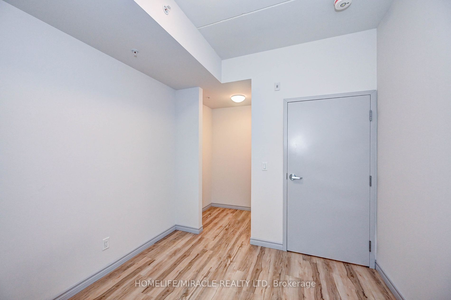269 Sunview Street, #B05