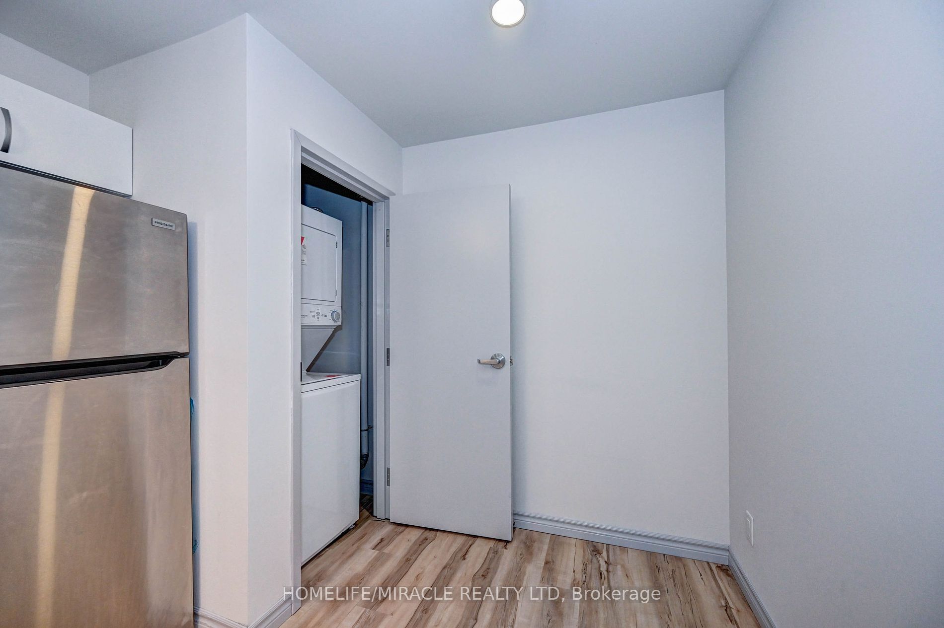 269 Sunview Street, #B05