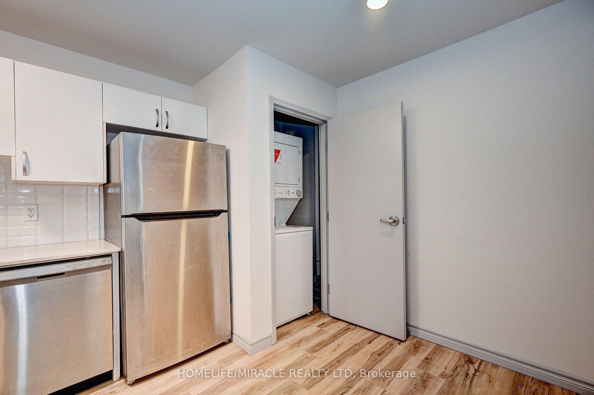 269 Sunview Street, #B05