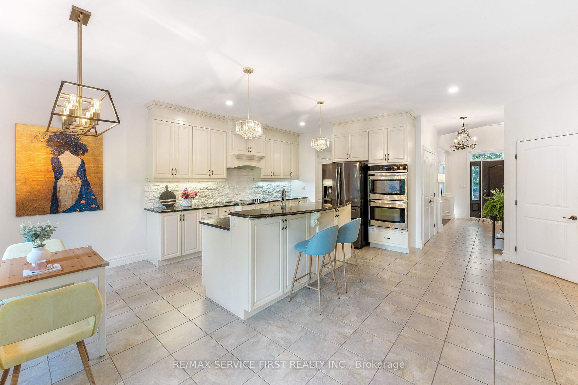 81 Kenwoods Circle