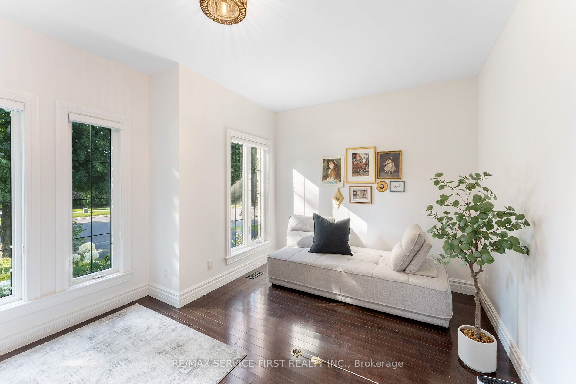 81 Kenwoods Circle