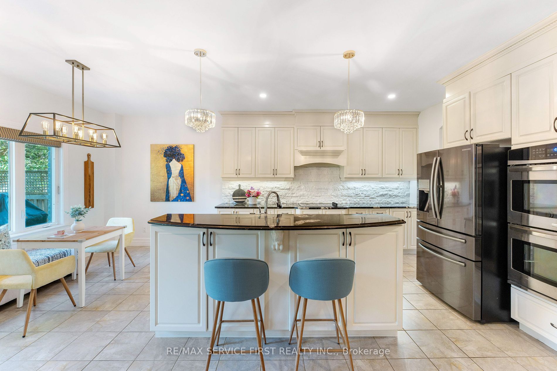 81 Kenwoods Circle