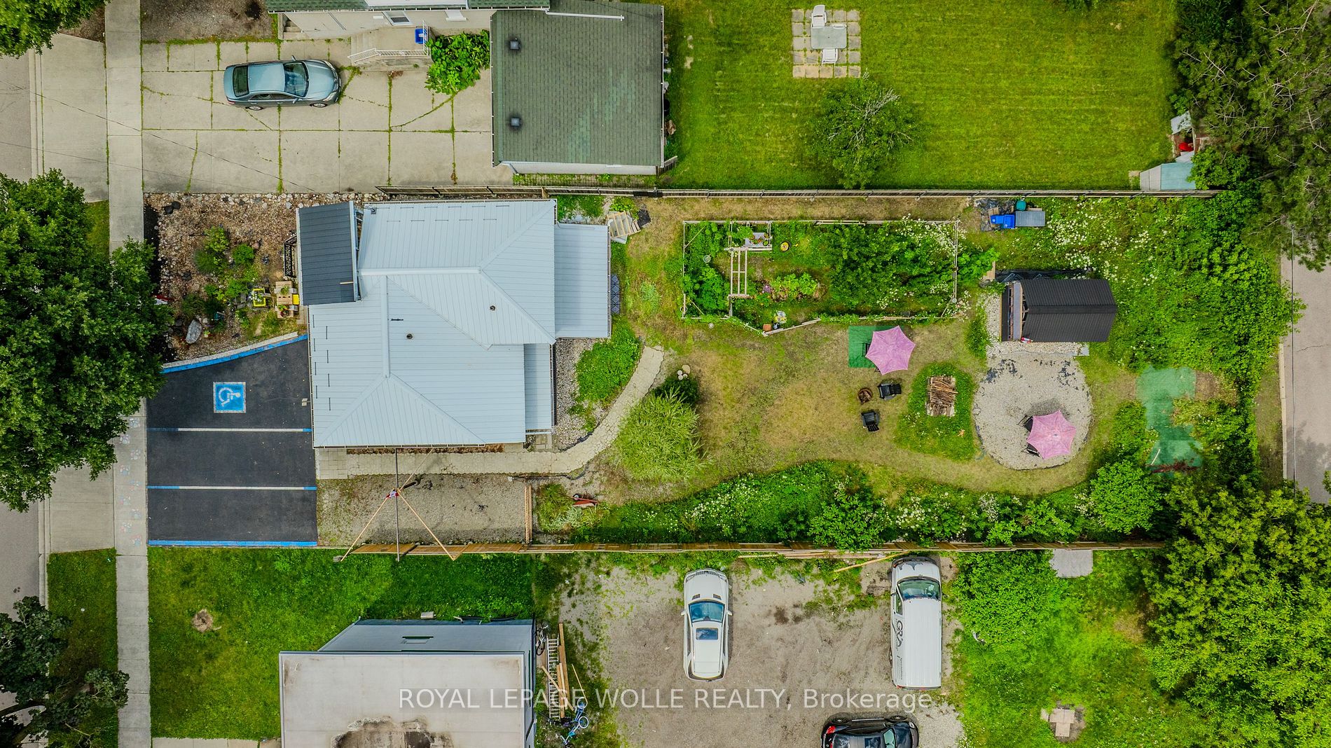 82 Kehl Street