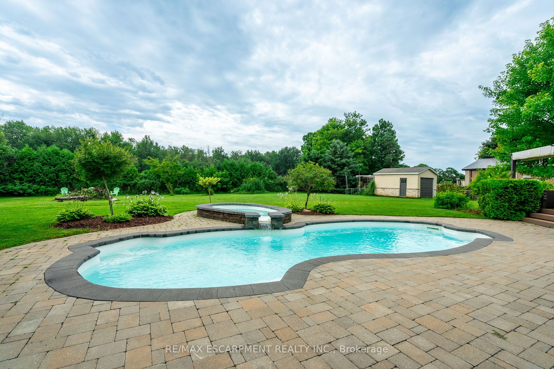 128 Carlisle Road