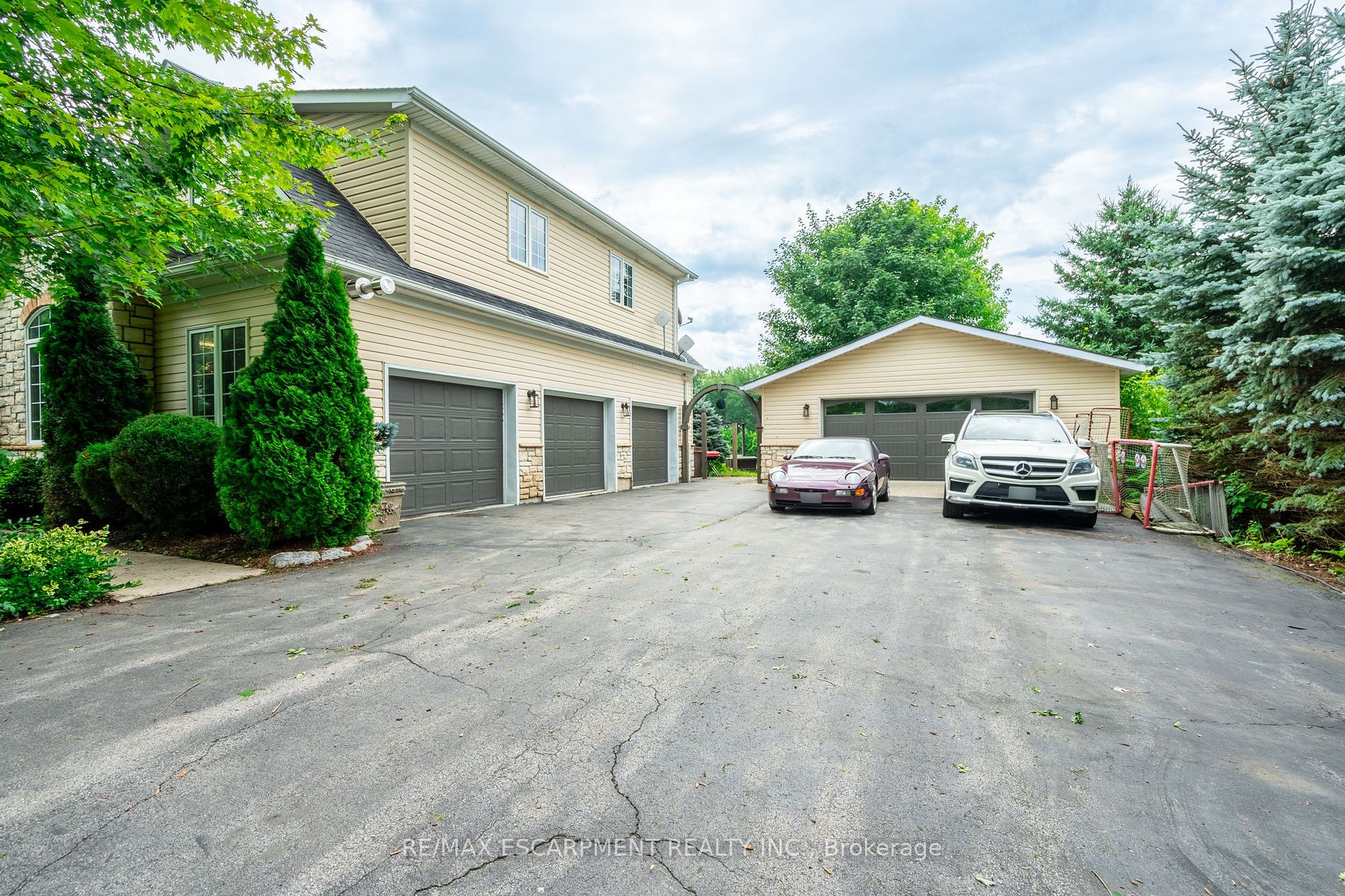 128 Carlisle Road