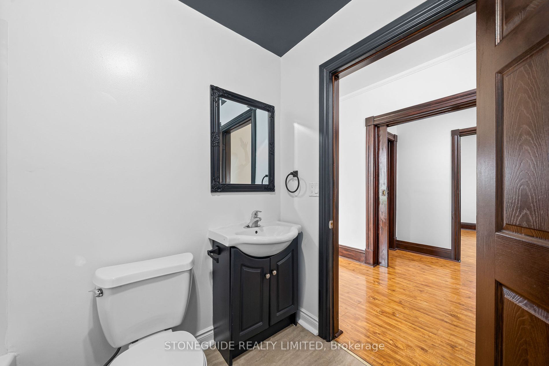 144 Queen Street