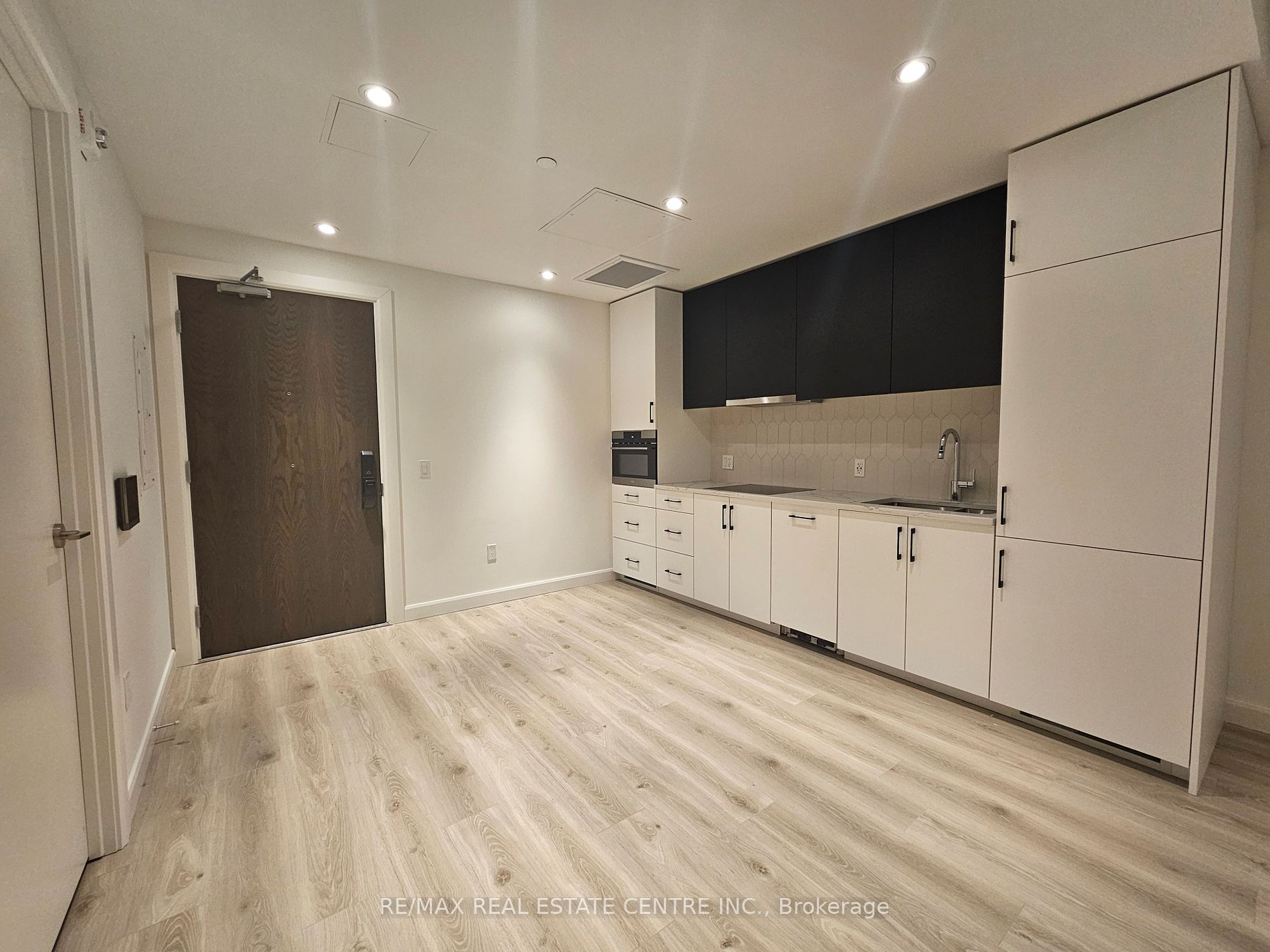 741 KING Street W #1705