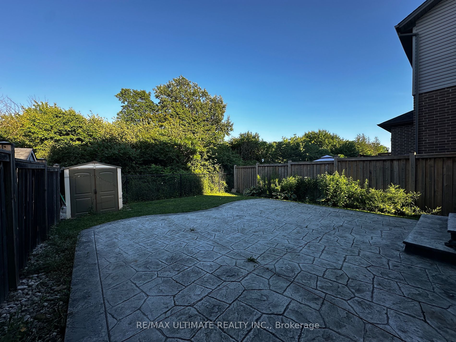 116 Echovalley Drive