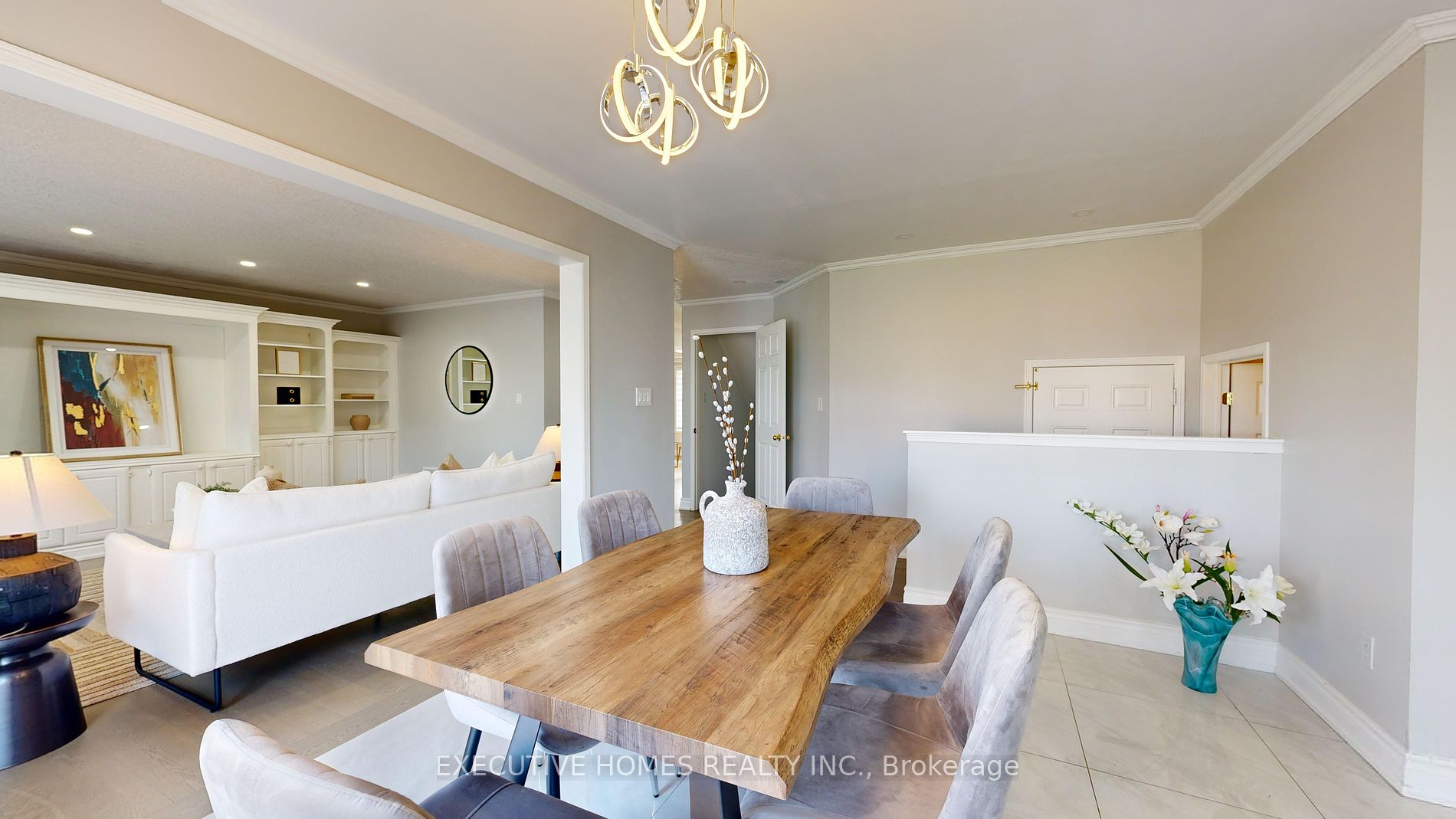2 Mathews Court