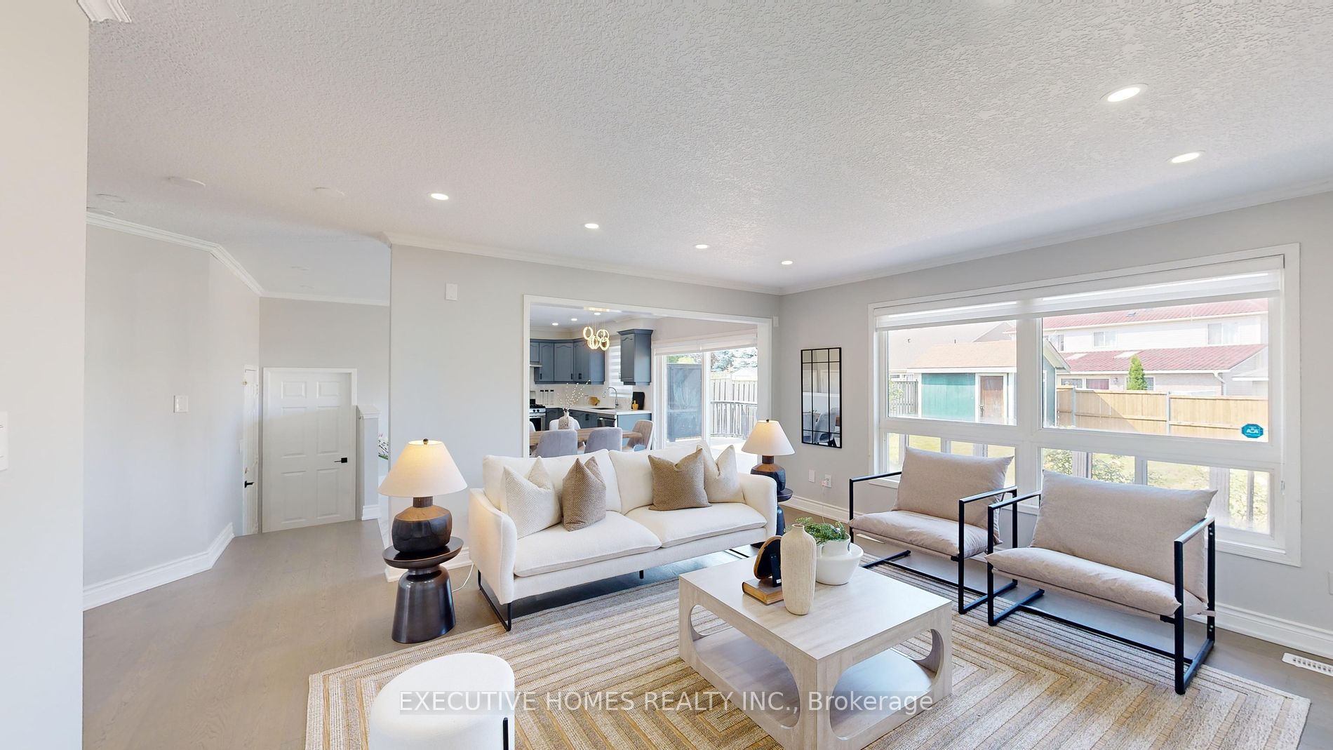 2 Mathews Court