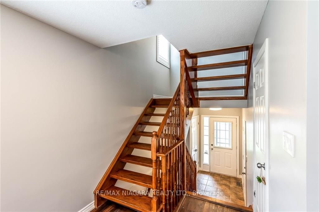 137 Whitefish Cres