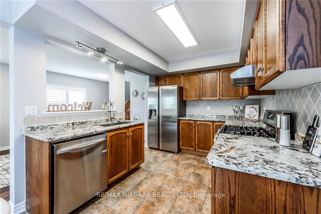 137 Whitefish Cres
