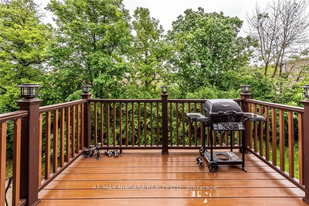 137 Whitefish Cres