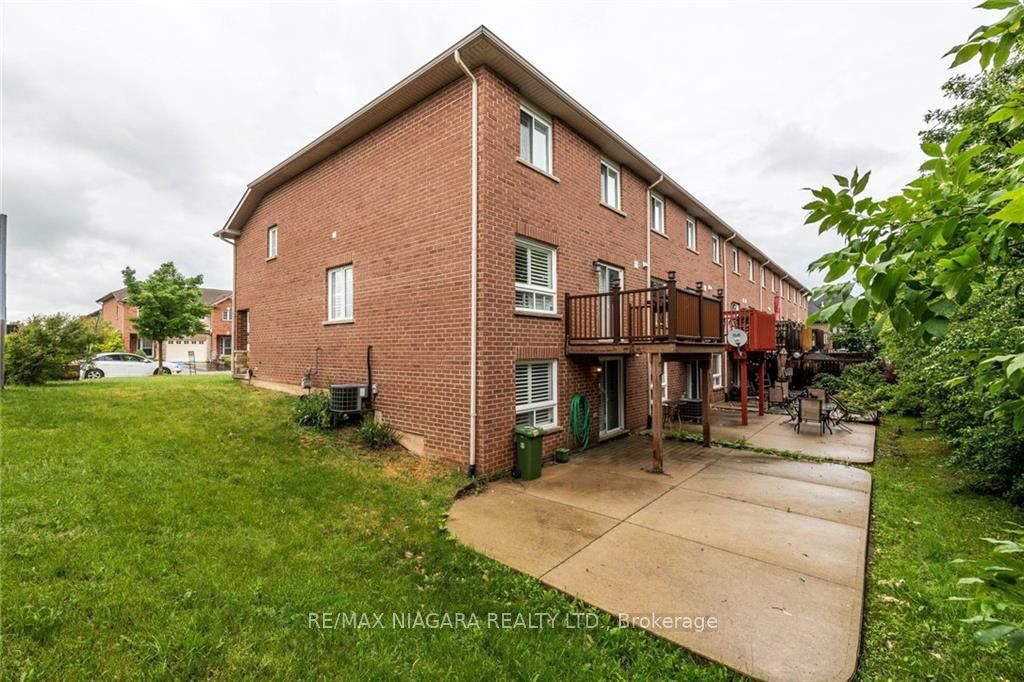 137 Whitefish Cres