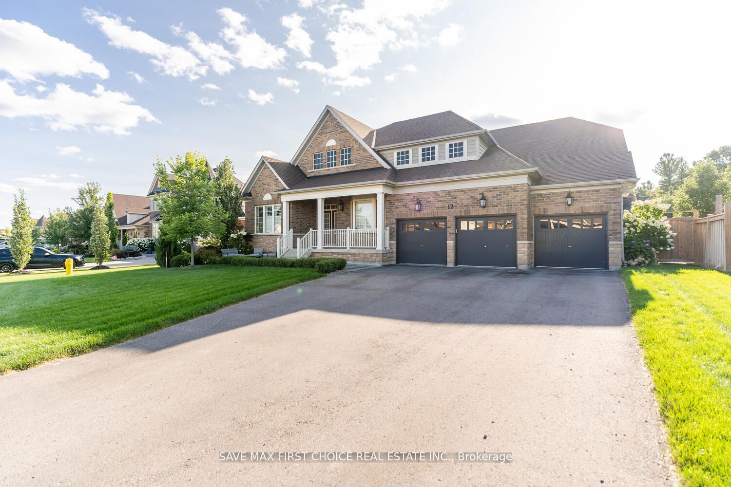 12 Anderson Avenue