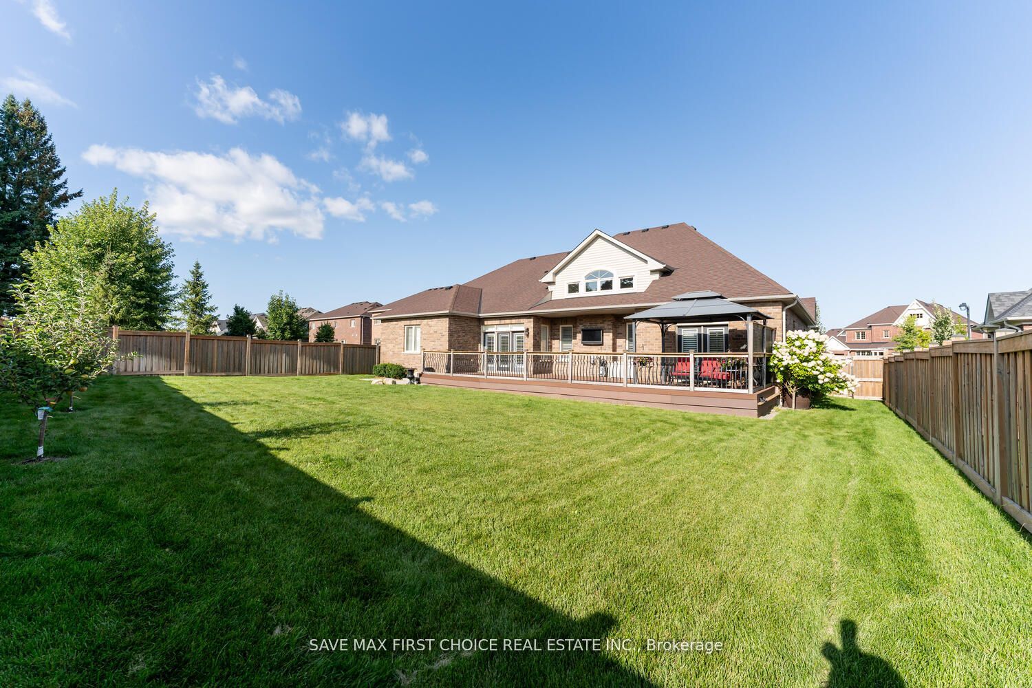 12 Anderson Avenue