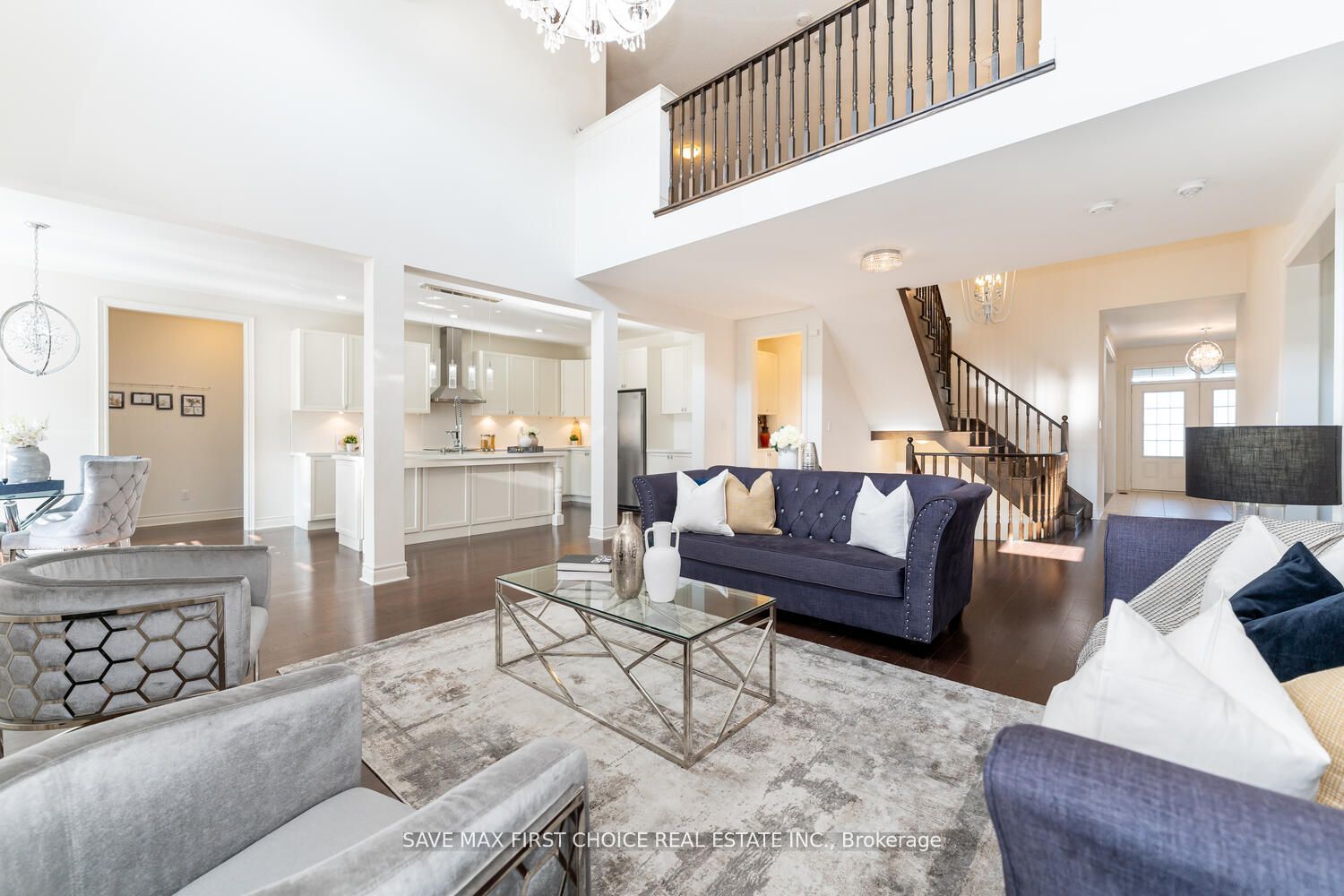 12 Anderson Avenue