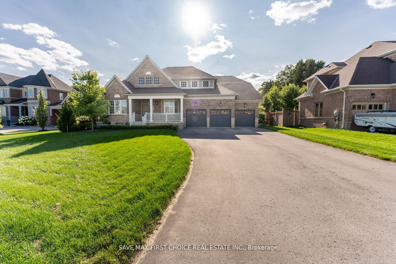 12 Anderson Avenue