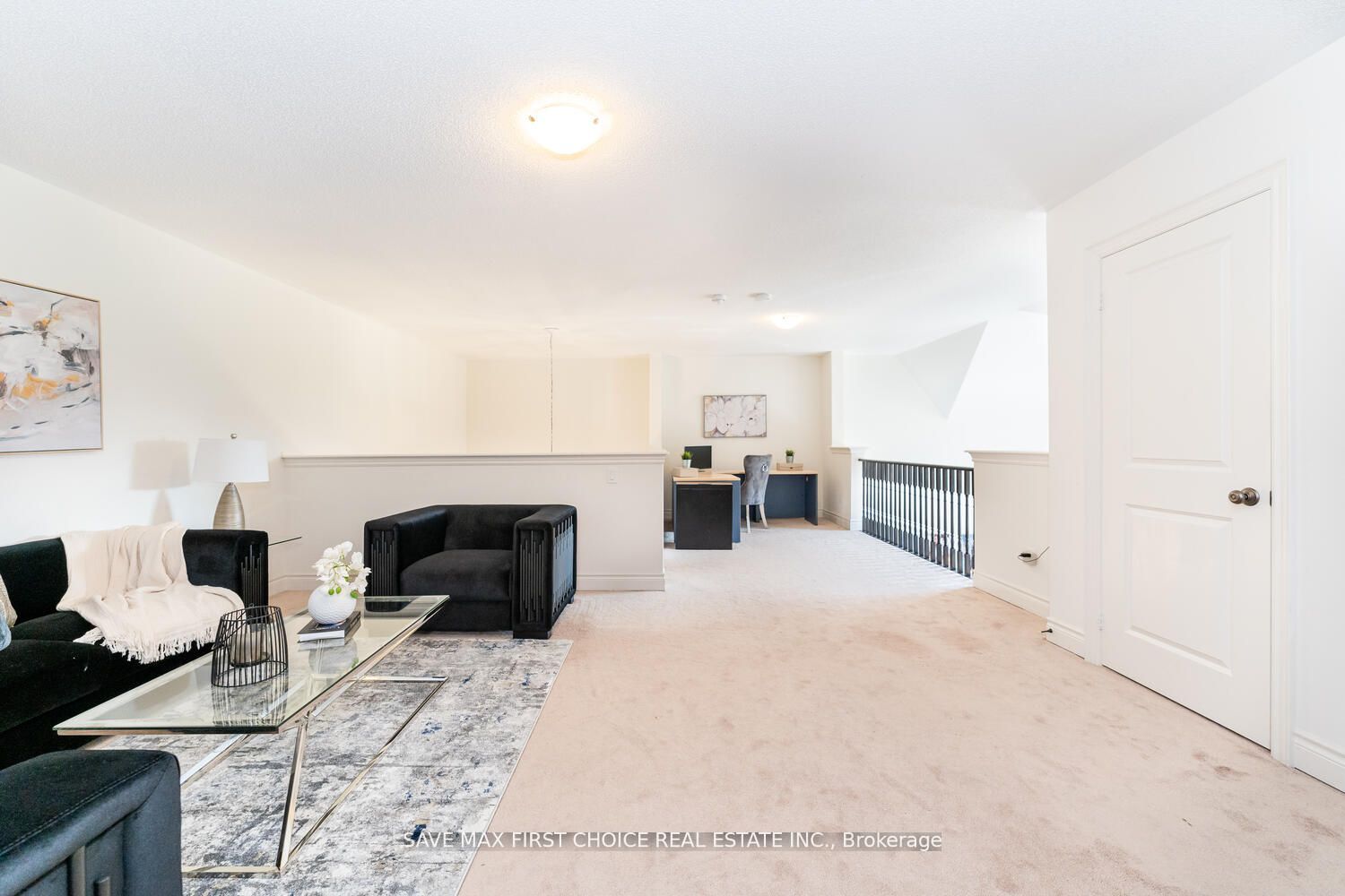 12 Anderson Avenue