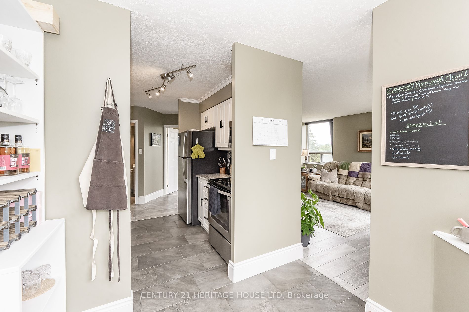 3227 King Street E #409