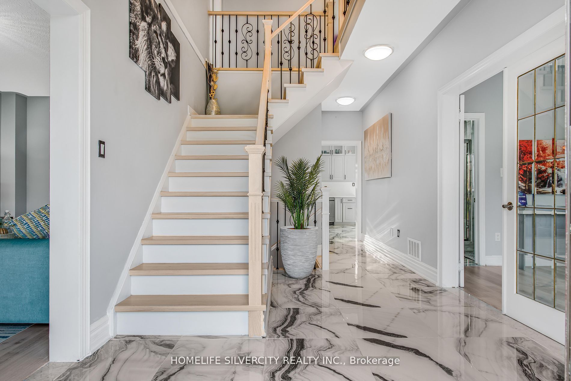 18 Leenders Lane