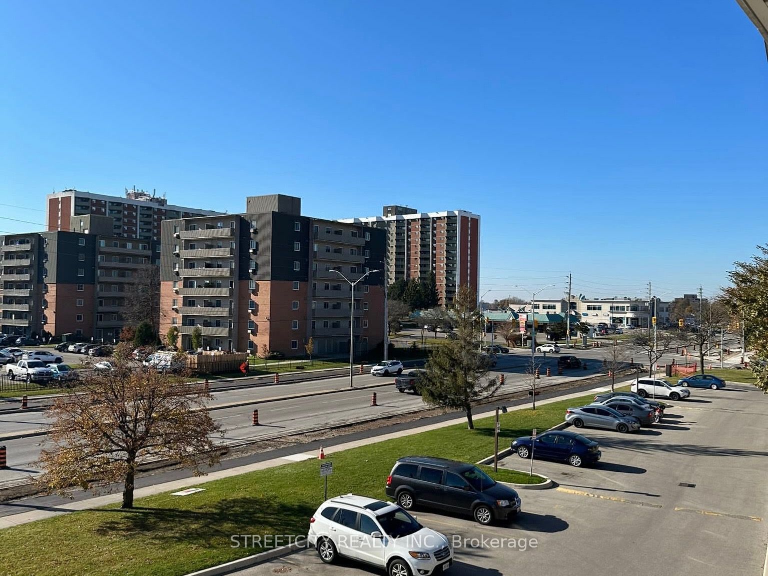 1096 Jalna Blvd, #119