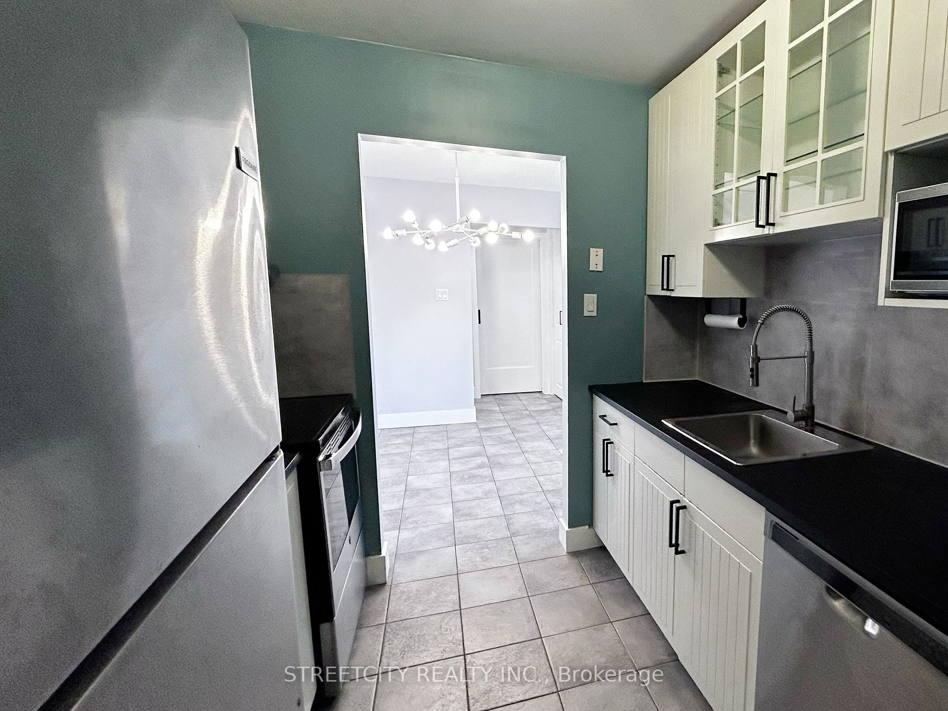 1096 Jalna Blvd, #119